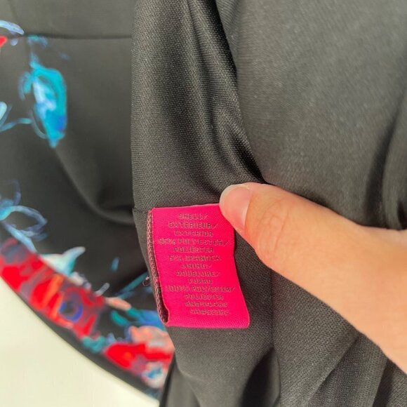 Betsey Johnson Womens Dark Floral Midi Dress Size 6 Cap Sleeve Lined EUC Black - Picture 9 of 11